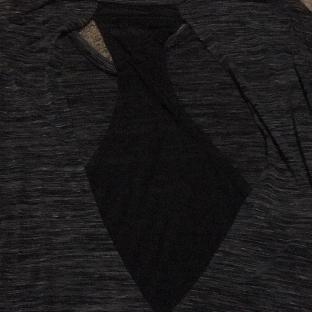 Open back top - Picture 2 of 3